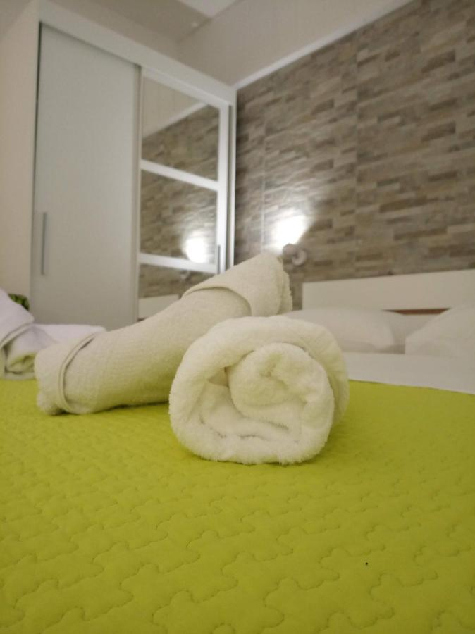 Apartments Meri Водице Екстериор снимка