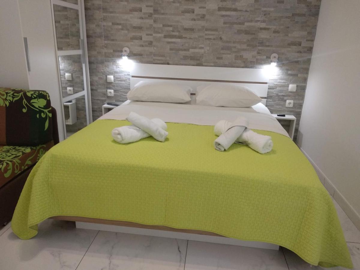 Apartments Meri Водице Екстериор снимка