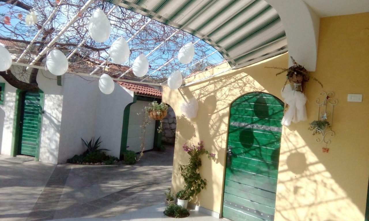 Apartments Meri Водице Екстериор снимка