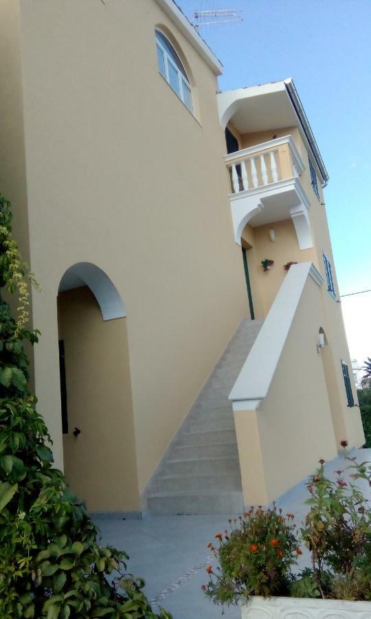 Apartments Meri Водице Екстериор снимка