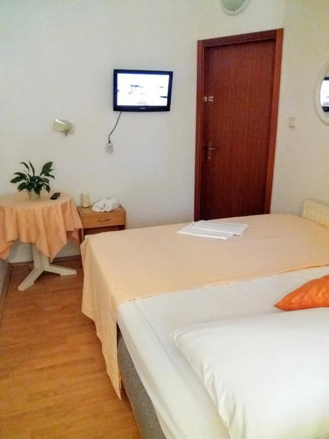 Apartments Meri Водице Екстериор снимка